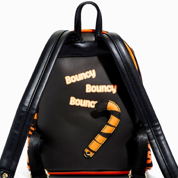 NWT! ✨EXCLUSIVE✨ Loungefly Adorable Tigger Backpack! 🧡 - Picture 2 of 3